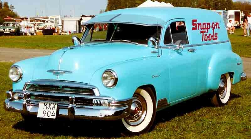  :: „1951 Chevrolet Delivery“ von I, Lglswe. Lizenziert unter CC BY-SA 3.0 über Wikimedia Commons - https://commons.wikimedia.org/wiki/File:1951_Chevrolet_Delivery.jpg#/media/File:1951_Chevrolet_Delivery.jpg