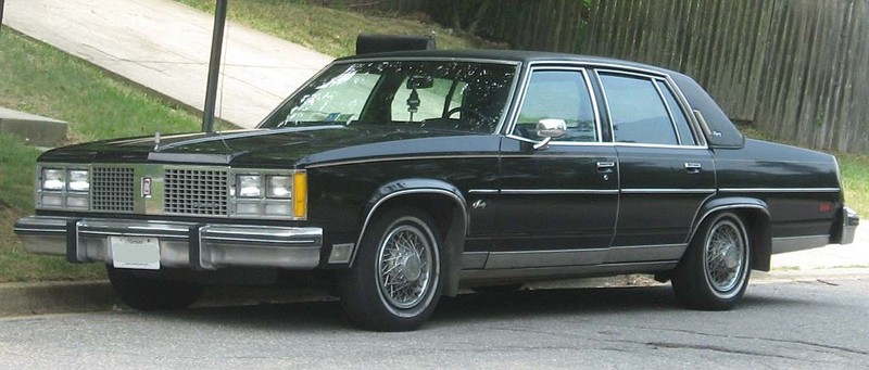 Oldsmobile 89 - 1977
