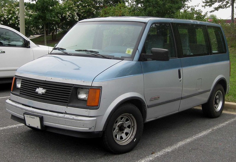 Chevrolet Astro - 1985