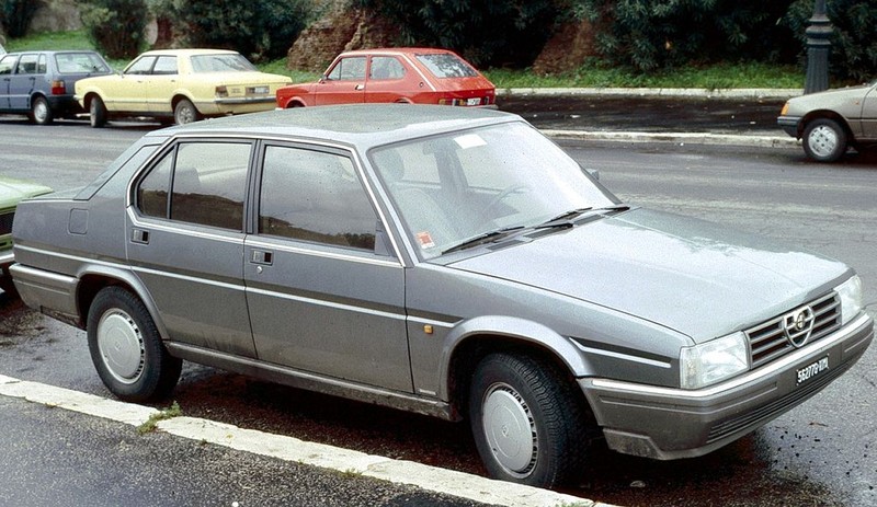 Alfa Romeo 90 - 1984