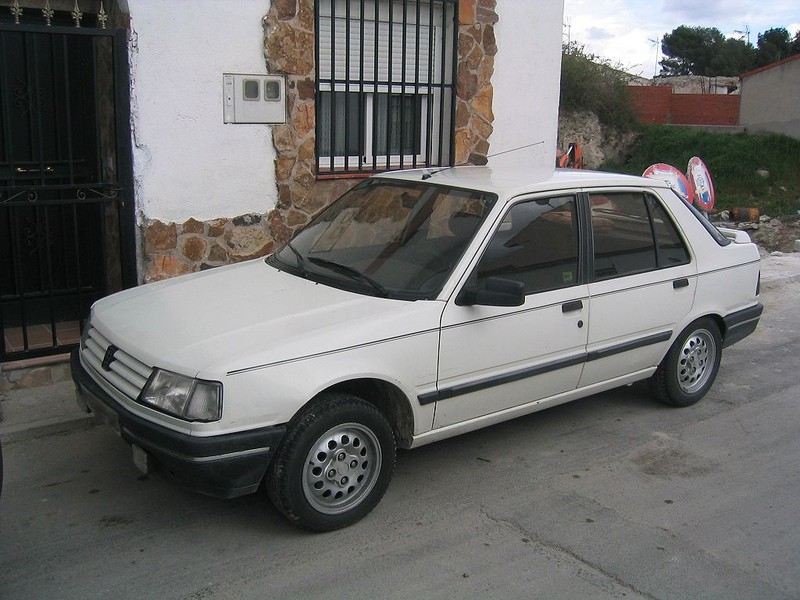 Peugeot 309 - 1985