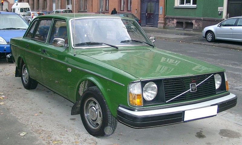 Volvo 240 - 1974