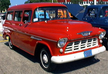 Chevrolet Suburban - 1955