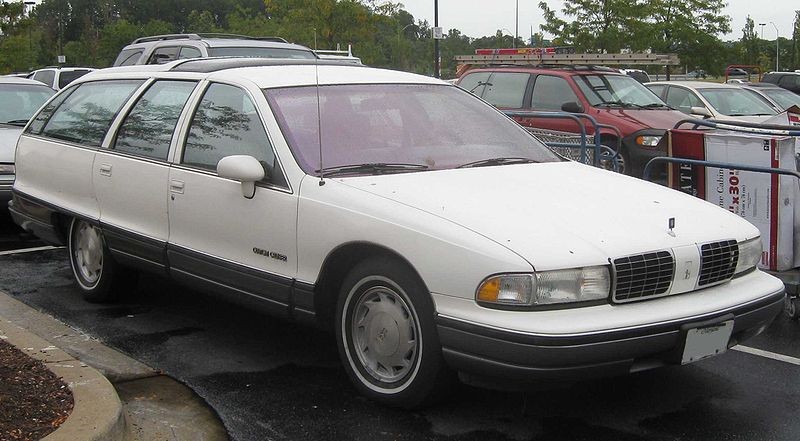 Oldsmobile Custom Cruiser - 1991