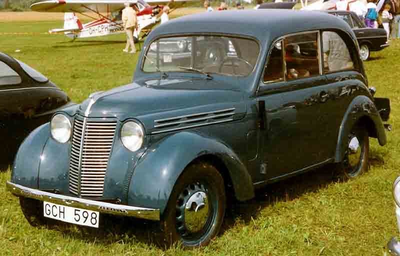 Renault Juvaquatre - 1937