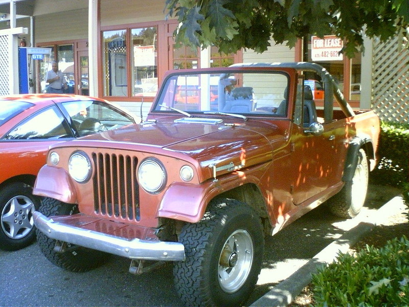  :: „RedJeepster“ von Original uploader was Bachcell at en.wikipedia - Transfered from en.wikipedia. Lizenziert unter CC BY 3.0 über Wikimedia Commons - https://commons.wikimedia.org/wiki/File:RedJeepster.jpg#/media/File:RedJeepster.jpg