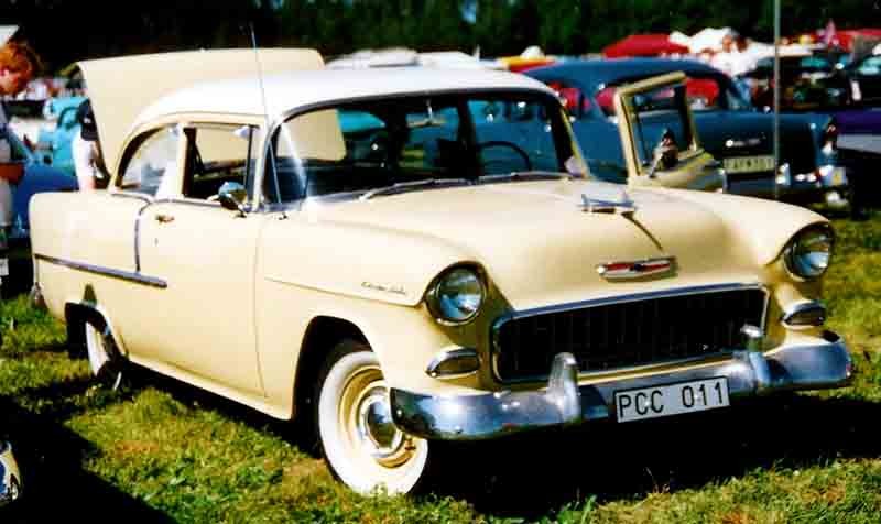 :: „1955 Chevrolet PCC011“ von I, Lglswe. Lizenziert unter CC BY-SA 3.0 über Wikimedia Commons - https://commons.wikimedia.org/wiki/File:1955_Chevrolet_PCC011.jpg#/media/File:1955_Chevrolet_PCC011.jpg